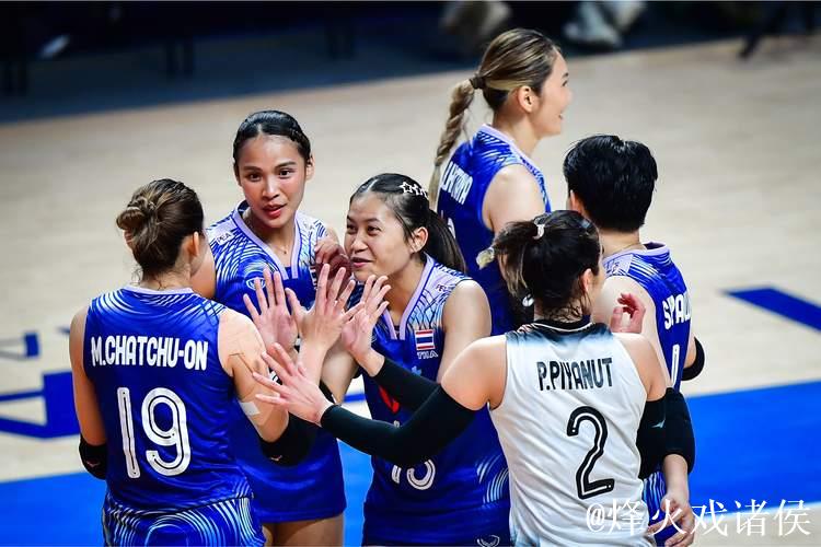 泰国女排五局鏖战险胜越南,决胜局激战至25分夺胜 泰国女排五局鏖战险胜越南,决胜局激战至25分夺胜